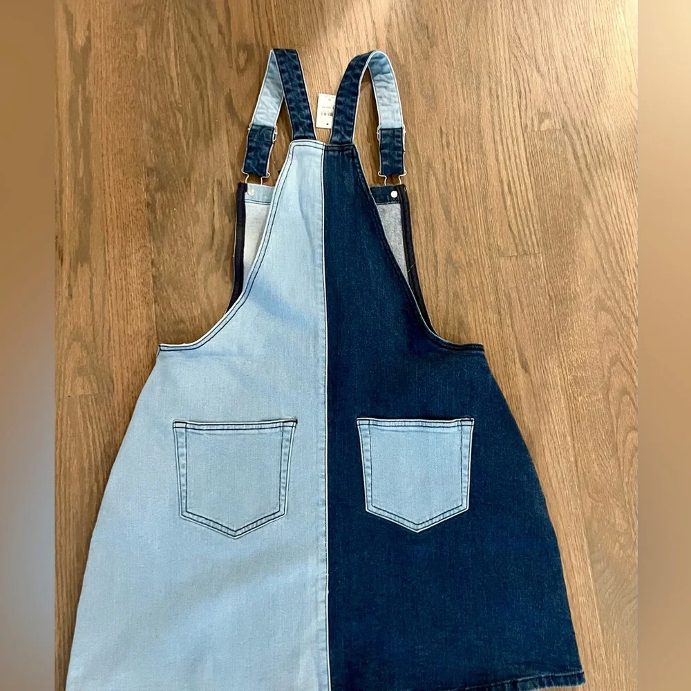 Disney Her Universe Mickey Mouse Denim Overall Dress - NWT - Picture 3 of 8